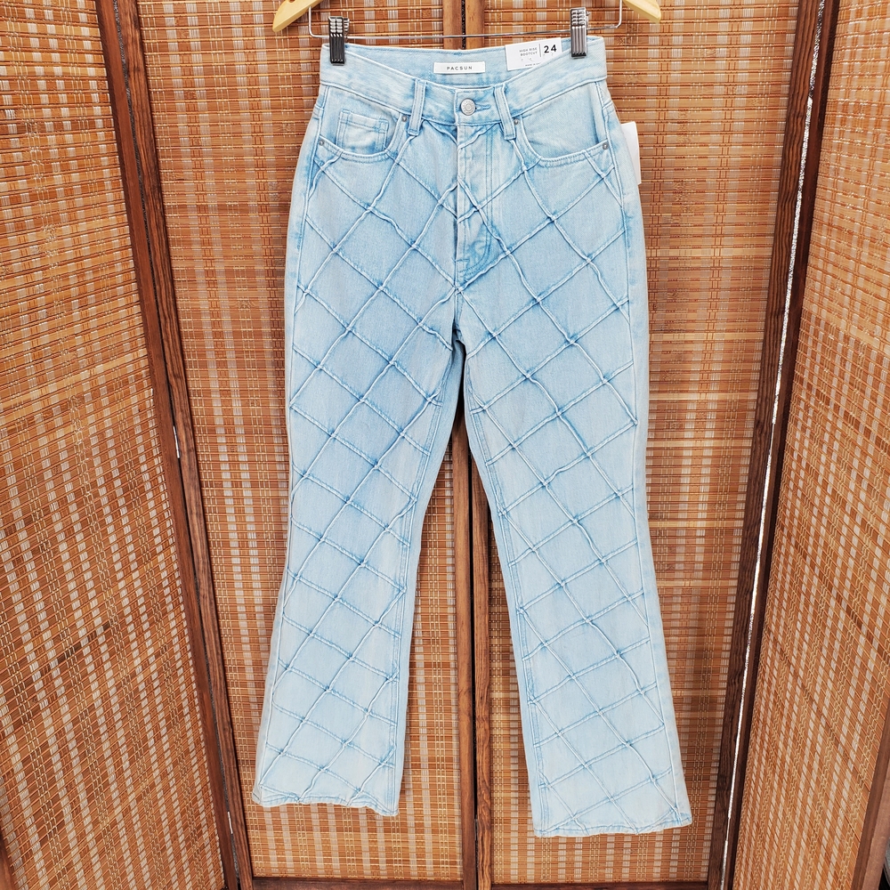 ♧ PacSun Diamond Pintuck High Rise Boot Cut Jeans Light Blue Size 24 NWT